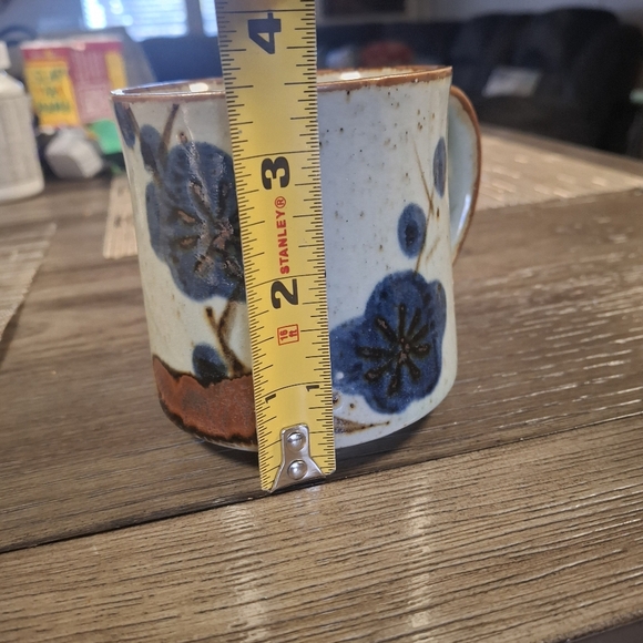 Ken Edwards Speckled mug - Picture 5 of 6